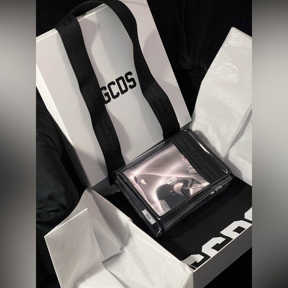 ⭐️ GCDS ⭐️MADE IN ITALY LEATHER TRANSPARENT CROSSBODY BAG W/DETACHABLE STRAP - Picture 10 of 17